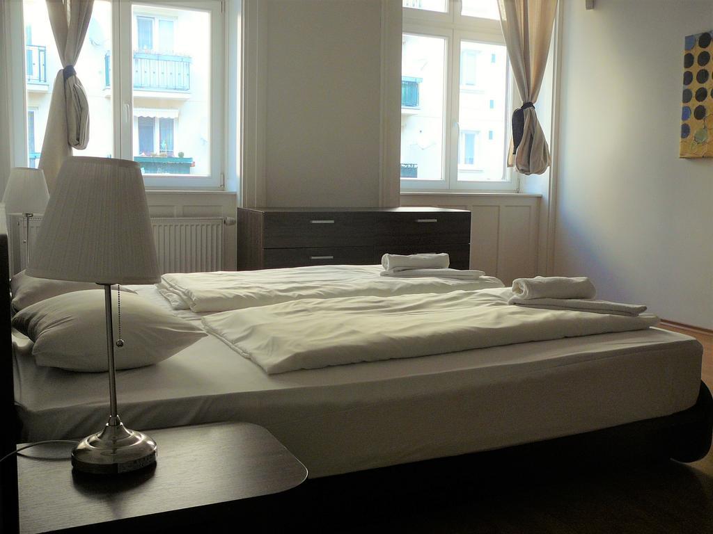 Lion Apartments Medena, Big Size, High Ceilings Bratislava Eksteriør bilde